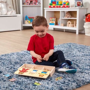 Melissa&Doug Ahşap Ayıcık Ailesi Değiş Tokuş Giydirme Yapbozu 45 parça