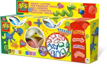 Ses Creative Oyun Hamuru Tutkusu 8x90gr ve Kesici Kalıplar